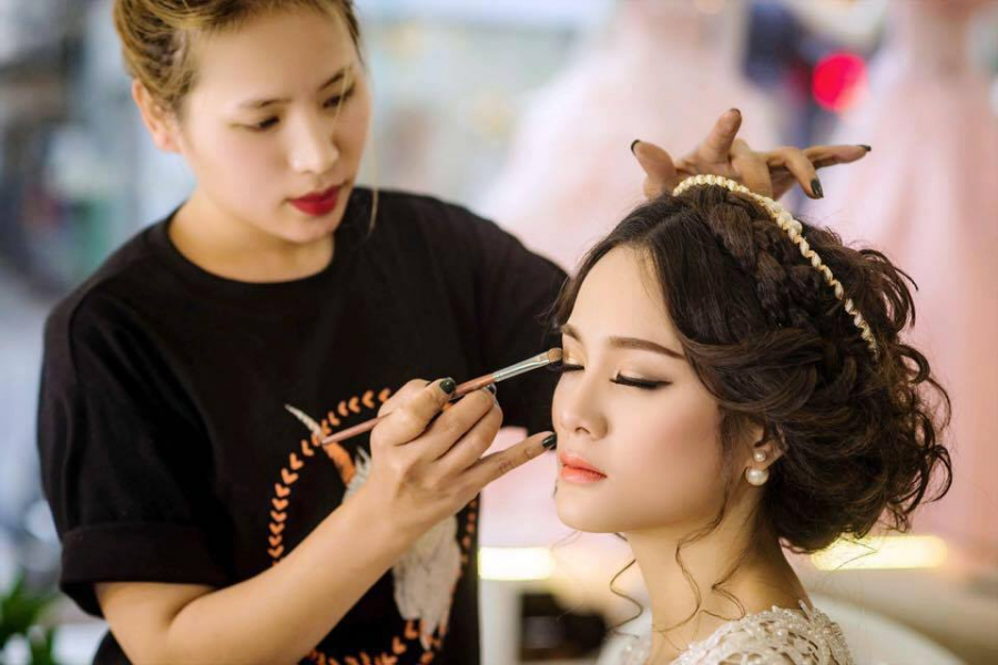 Khóa học Trang Điểm Chuyên Nghiệp